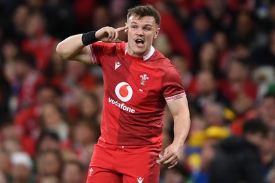 140326 - Wales v Italy - Guinness Men's Six Nations - Jarrod Evans of Wales