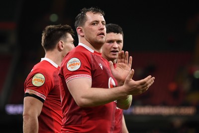 140326 - Wales v Italy - Guinness Men's Six Nations - Ryan Elias of Wales celebrates the win at full time