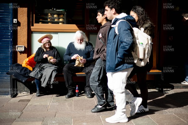 140326 - Wales v Italy - Guinness Six Nations - Fans Ahead of the game 