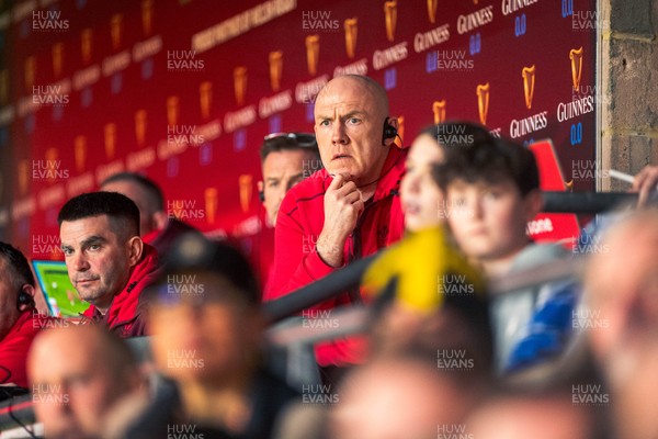 140326 - Wales v Italy - Guinness Six Nations - Wales Coach Steve Tandy looks on during the game 