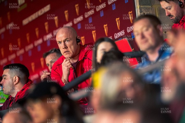 140326 - Wales v Italy - Guinness Six Nations - Wales Coach Steve Tandy looks on during the game 