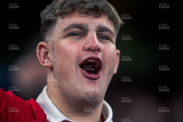 140326 - Wales v Italy - Guinness Six Nations - Fans During the Game