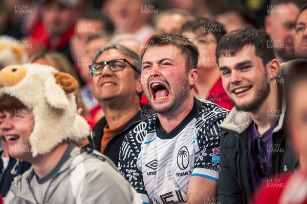 140326 - Wales v Italy - Guinness Six Nations - Fans During the Game