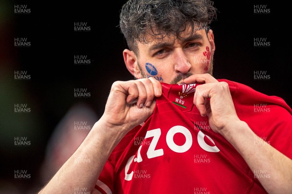 140326 - Wales v Italy - Guinness Six Nations - Fans During the Game