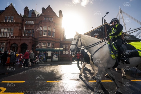140326 - Wales v Italy - Guinness Six Nations - Fans Ahead of the game 