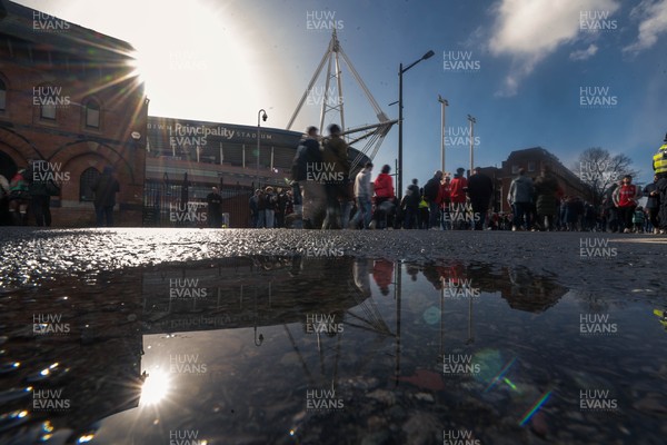 140326 - Wales v Italy - Guinness Six Nations - Fans Ahead of the game 