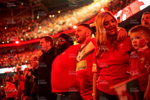 140326 - Wales v Italy - Guinness Six Nations - Fans During the Game