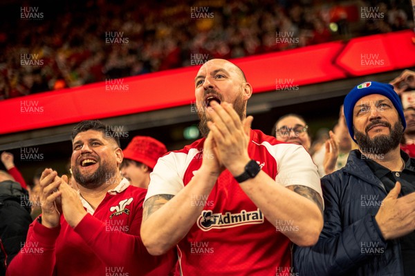140326 - Wales v Italy - Guinness Six Nations - Fans During the Game