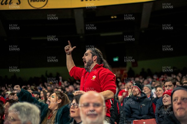140326 - Wales v Italy - Guinness Six Nations - Fans During the Game