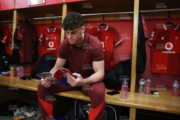140326 - Wales v Italy - Guinness Six Nations Championship - Eddie James of Wales arrives at the stadium