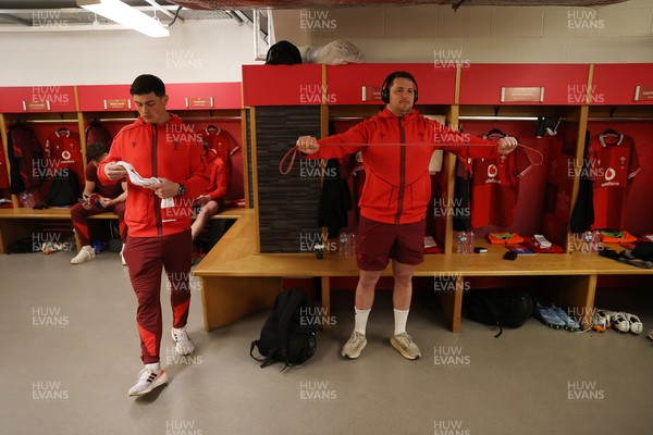 140326 - Wales v Italy - Guinness Six Nations Championship - Louis Rees-Zammit and Ryan Elias of Wales 