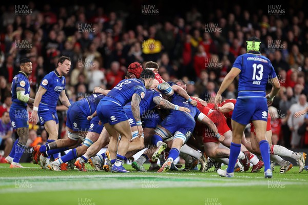140326 - Wales v Italy - Guinness Six Nations Championship - Wales push over for Dewi Lake of Wales to score a try