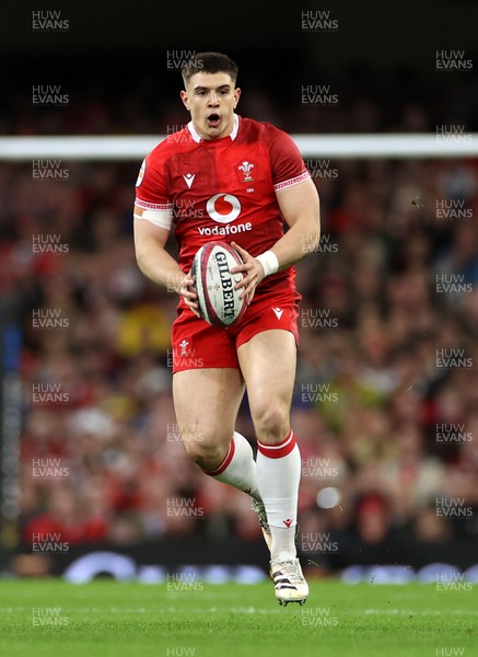 140326 - Wales v Italy - Guinness Six Nations Championship - Joe Hawkins of Wales 