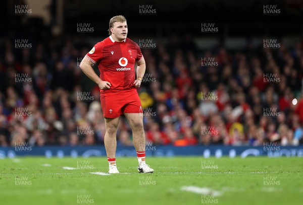 140326 - Wales v Italy - Guinness Six Nations Championship - Archie Griffin of Wales 