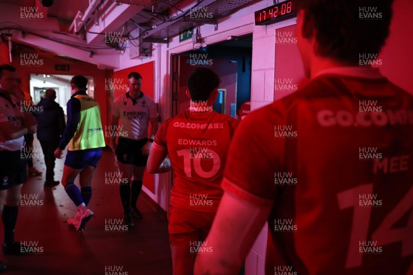 140326 - Wales v Italy - Guinness Six Nations Championship - Dan Edwards of Wales 