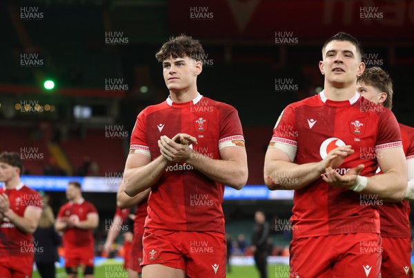 140326 - Wales v Italy - Guinness Six Nations Championship - Eddie James of Wales thanks the fans