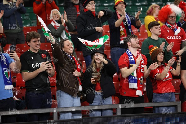 140326 - Wales v Italy - Guinness Six Nations Championship - Fans