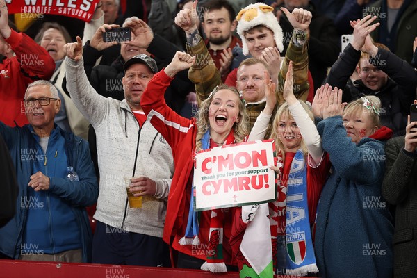 140326 - Wales v Italy - Guinness Six Nations Championship - Fans