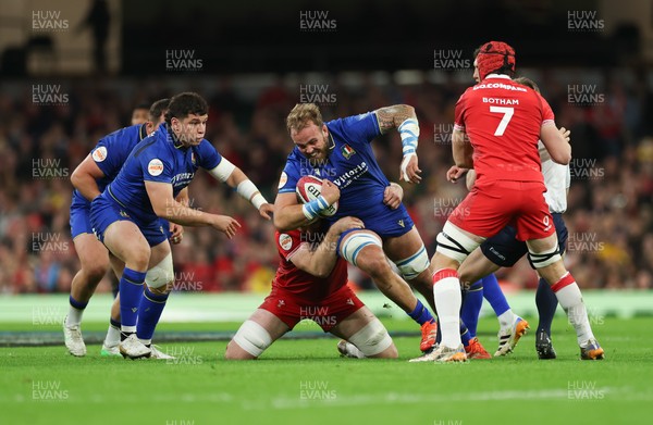 140326 - Wales v Italy, Guinness Six Nations 2026 - Niccolo Cannone of Italy charges forward