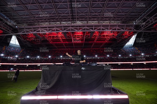 140326 - Wales v Italy, Guinness Six Nations 2026 - Josh Navidi performs at half time