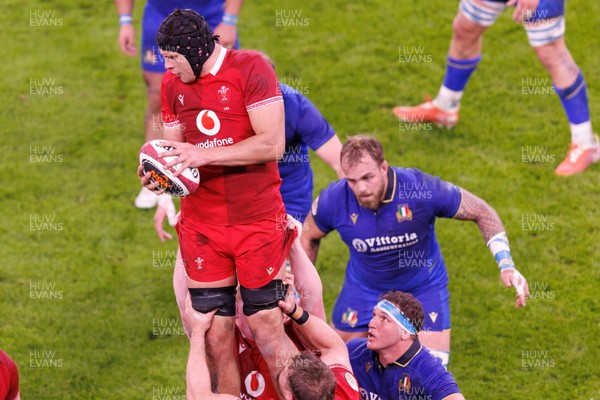 140326 - Wales v Italy - Guinness Six Nations - Dafydd Jenkins of Wales wins a lineout