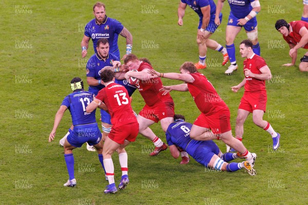 140326 - Wales v Italy - Guinness Six Nations - Rhys Carre of Wales on the charge