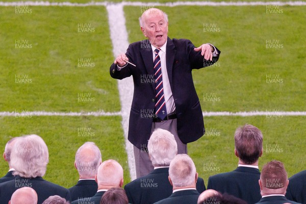 140326 - Wales v Italy - Guinness Six Nations - Director of Music Dr Hayden James