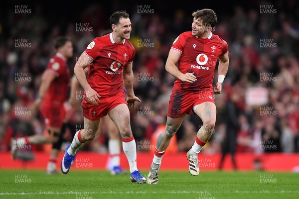 140326 - Wales v Italy - Guinness Men's Six Nations - Dan Edwards of Wales celebrates with team mates after kicking the ball to score a drop goal