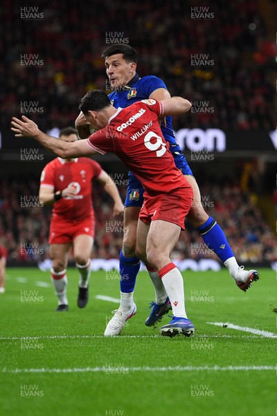 140326 - Wales v Italy - Guinness Men's Six Nations - Lorenzo Cannone of Italy attempts to run in to score a try but is held by Tomos Williams of Wales