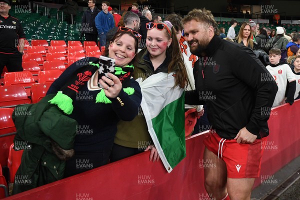 140326 - Wales v Italy - Guinness Men's Six Nations - Tomas Francis of Wales with fans at full time