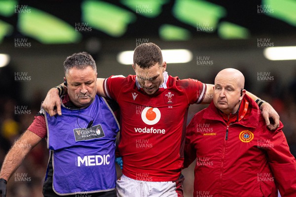 160324 - Wales v Italy - Guinness Six Nations - George North of Wales Leaves the international field for the final time 