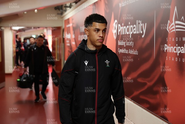 160324 - Wales v Italy - Guinness 6 Nations 2024 - Rio Dyer of Wales arrives at the stadium