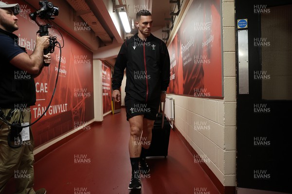 160324 - Wales v Italy - Guinness 6 Nations 2024 - George North of Wales arrives at the stadium