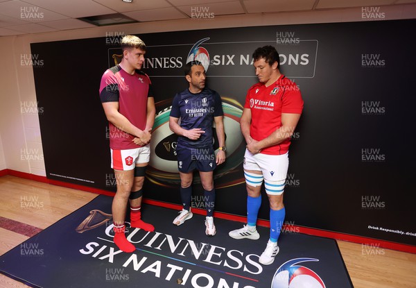 160324 - Wales v Italy - Guinness 6 Nations 2024 - Coin Toss with captains Dafydd Jenkins of Wales and Michele Lamaro of Italy and Referee Mathieu Raynal 