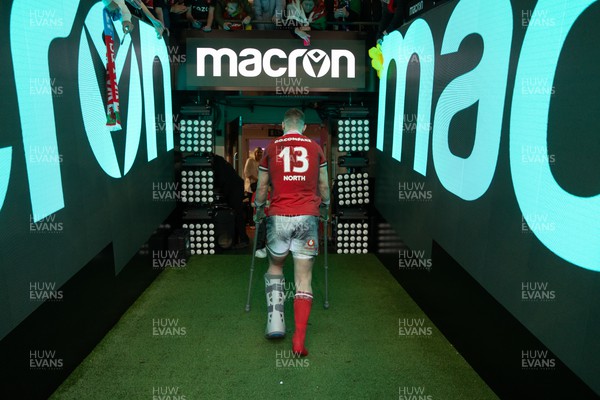 160324 - Wales v Italy - Guinness 6 Nations 2024 - George North of Wales walks down the tunnel after the game