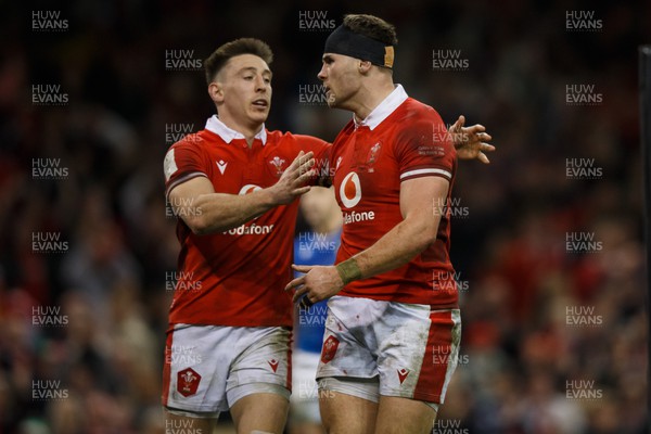 160324 - Wales v Italy - Guinness Six Nations - Mason Grady of Wales celebrates with Josh Adams after scoring a try