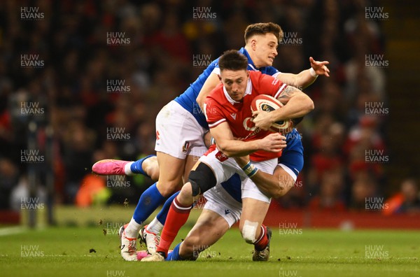 160324 - Wales v Italy - Guinness Six Nations - Josh Adams of Wales looks to break past Stephen Varney and Tommaso Menoncello of Italy