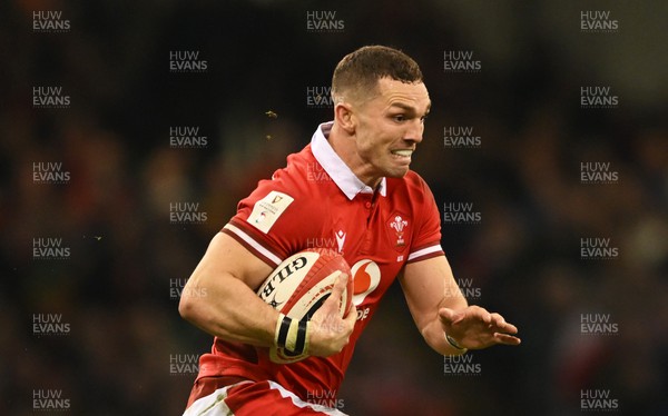 160324 - Wales v Italy - Guinness Six Nations - George North of Wales breaks with the ball
