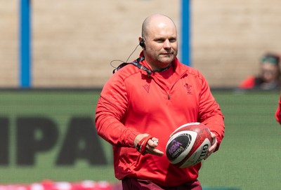 170526 - Wales v Italy, 2026 Guinness Women’s 6 Nations - Sean Lynn, Wales Women head coach during the warm up