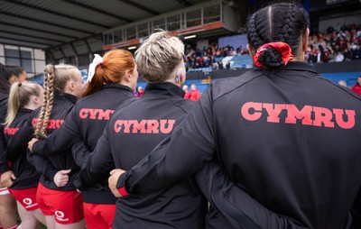 170526 - Wales v Italy, 2026 Guinness Women’s 6 Nations - The Wales team line up for the anthems ahead of the match