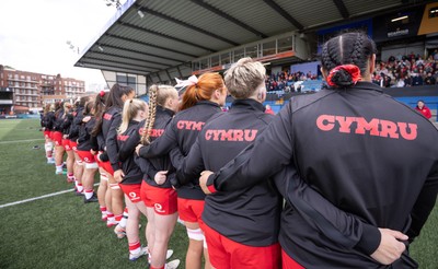 170526 - Wales v Italy, 2026 Guinness Women’s 6 Nations - The Wales team line up for the anthems ahead of the match