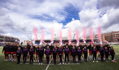 170526 - Wales v Italy, 2026 Guinness Women’s 6 Nations - The Wales squad members line up for the anthems ahead of the match