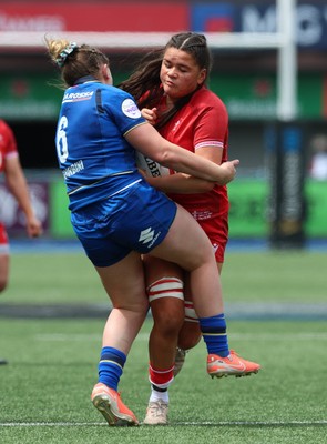 170526 - Wales v Italy, 2026 Guinness Women’s 6 Nations - Jorja Aiono of Wales takes on Francesca Sgorbini of Italy
