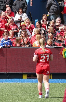 170526 - Wales v Italy, 2026 Guinness Women’s 6 Nations - Seren Lockwood of Wales goes to meet fans at the end of the match