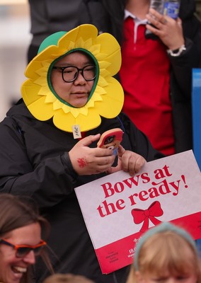 170526 - Wales v Italy, 2026 Guinness Women’s 6 Nations - Wales fan