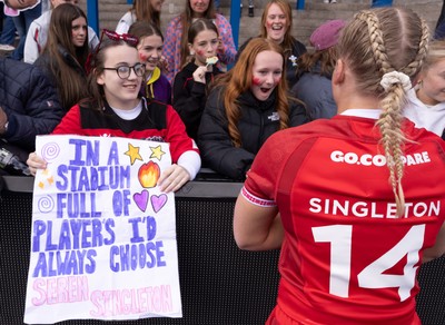 170526 - Wales v Italy, 2026 Guinness Women’s 6 Nations - Seren Singleton of Wales with fans