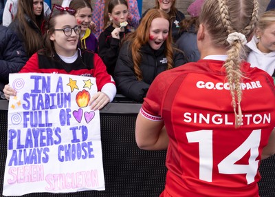 170526 - Wales v Italy, 2026 Guinness Women’s 6 Nations - Seren Singleton of Wales with fans