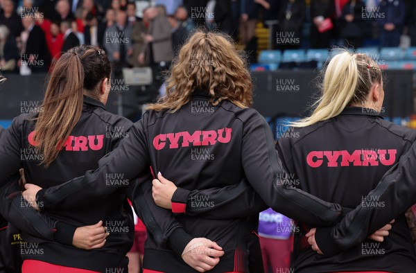 170526 - Wales v Italy, 2026 Guinness Women’s 6 Nations - The Wales team line up for the anthems ahead of the match