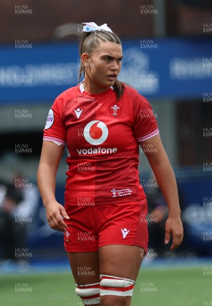170526 - Wales v Italy, 2026 Guinness Women’s 6 Nations - Bryonie King of Wales
