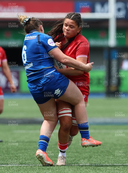 170526 - Wales v Italy, 2026 Guinness Women’s 6 Nations - Jorja Aiono of Wales takes on Francesca Sgorbini of Italy